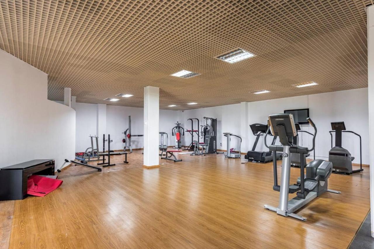 Resort Parque Botanico Club & Country Естепона Екстериор снимка